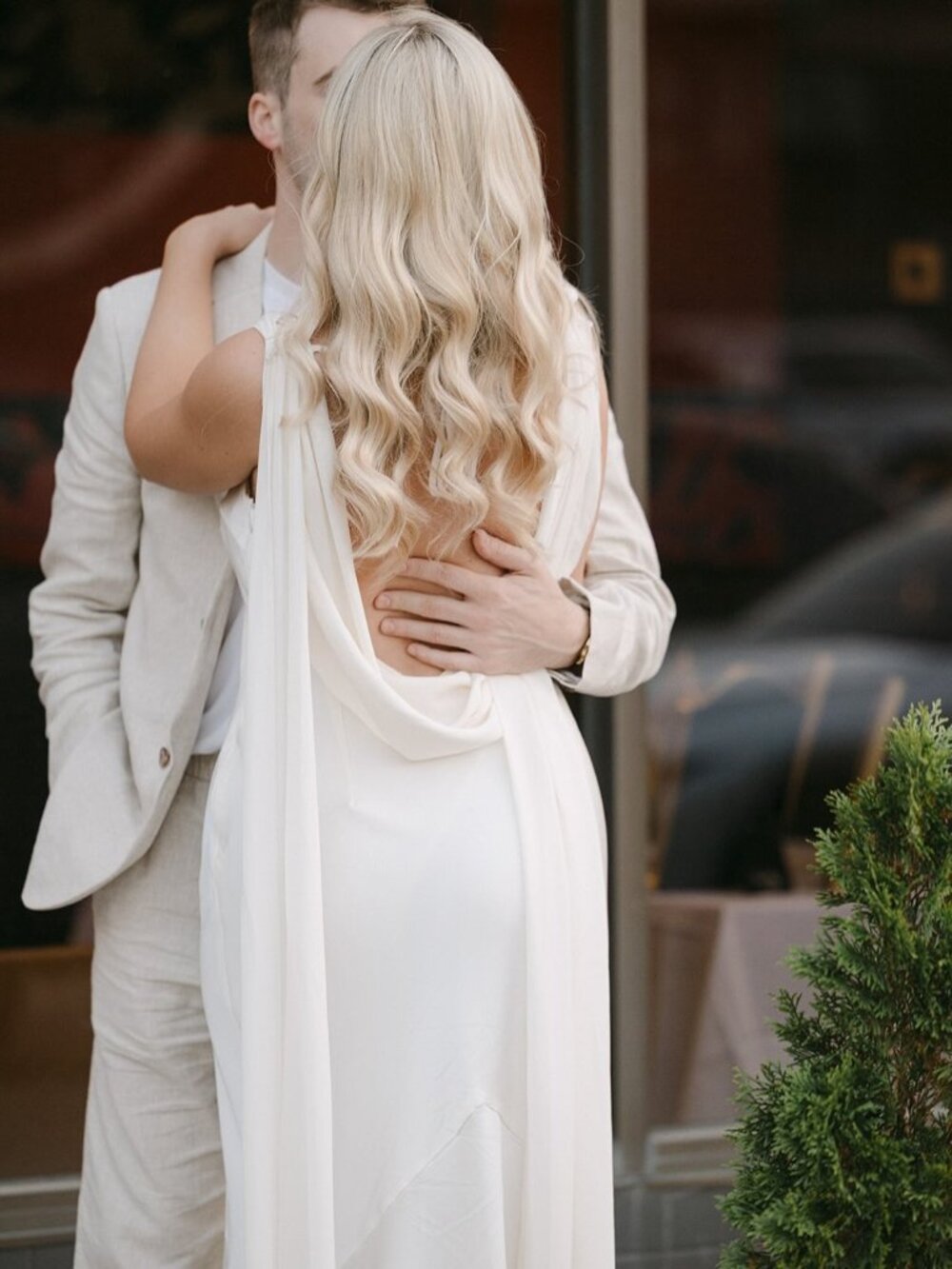 SOLD OUT GABRIELLA COWL MAXI Runway the Label - Picture 7 of 8